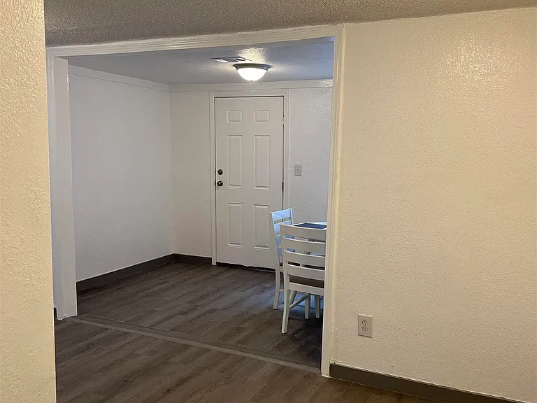 1472 Wingfoot Way — Photo 11
