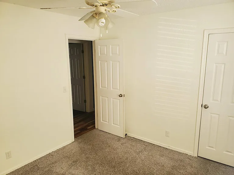 126 W Honolulu St — Photo 7