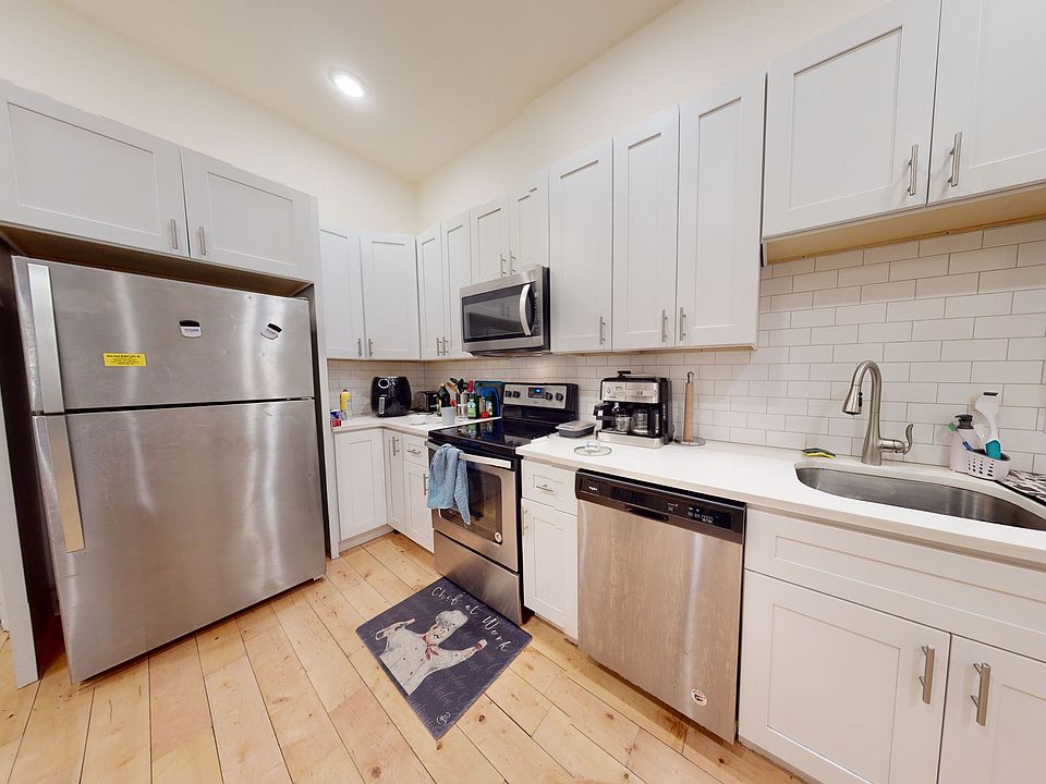 1st image of 1945 N Gratz St #1