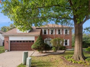 3175 Applewood Ct, Highland Park, IL