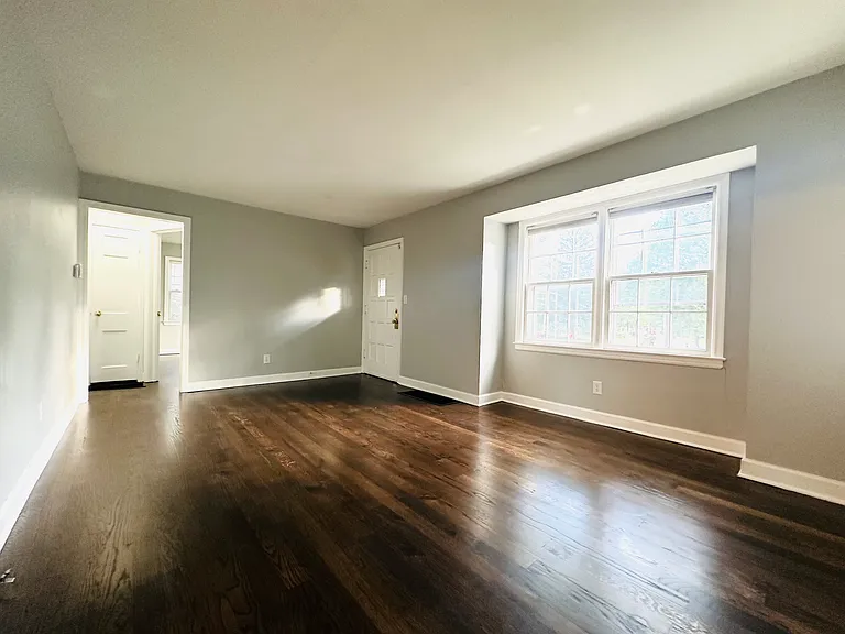 210 W Pocahontas Ln #2 — Photo 3