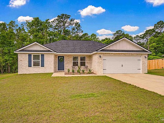 3rd image of 1324 Hornbeam Dr