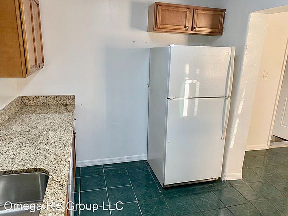4th image of 1506 E Genesee St #9326418