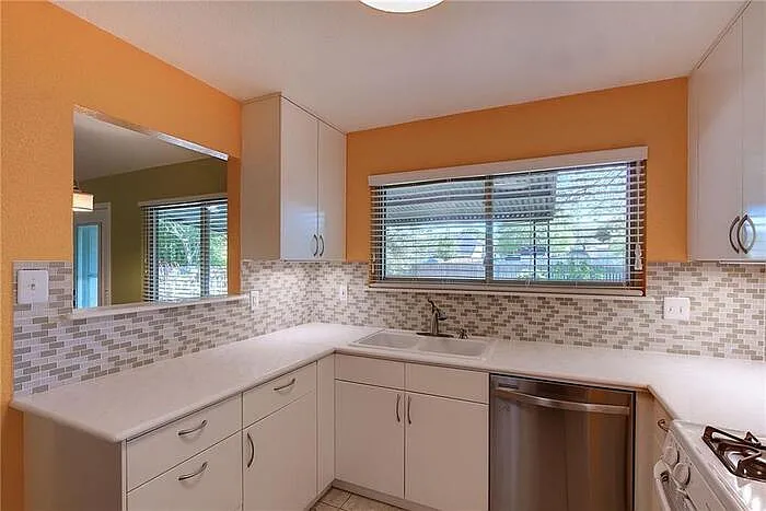 1705 Krizan Ave — Photo 9