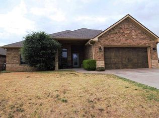 1201 Red Rock Dr, Elgin, OK 73538