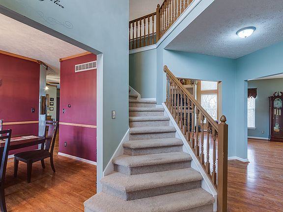 2nd image of 13977 Royalwood Dr