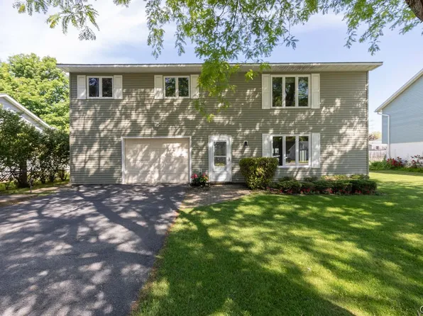 51 Eisenhower Ave, Oswego, NY 13126