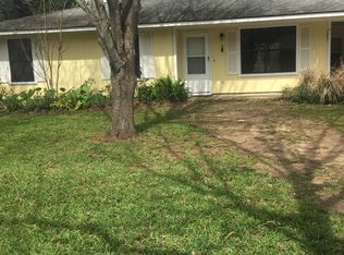 4 Parkwood Dr, Foley, AL 36535