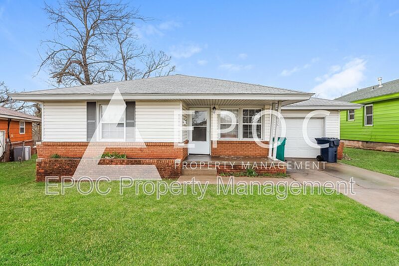 1st image of 1616 NE 38th St
