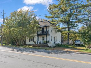 86 Concession St, Westport, ON K0G 1X0