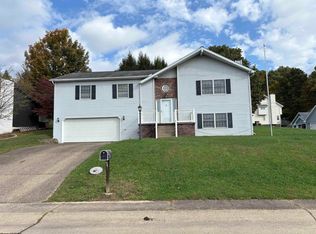 110 Jennifer Ln, Bridgeport, WV 26330