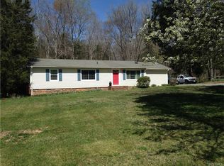 3131 Belle Meade Rd, Bumpass, VA 23024