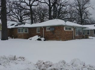 303 Oswego St, Park Forest, IL