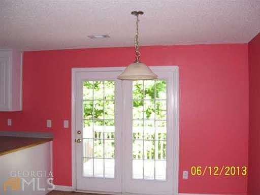 3rd image of 190 Wood Springs Ln
