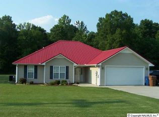 1700 Parker Rd SE, Hartselle, AL 35640