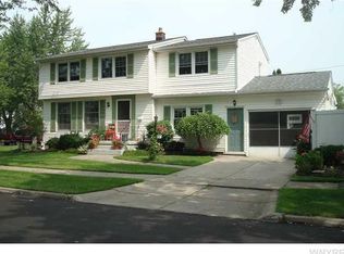 55 Lorelee Dr, Tonawanda, NY 14150
