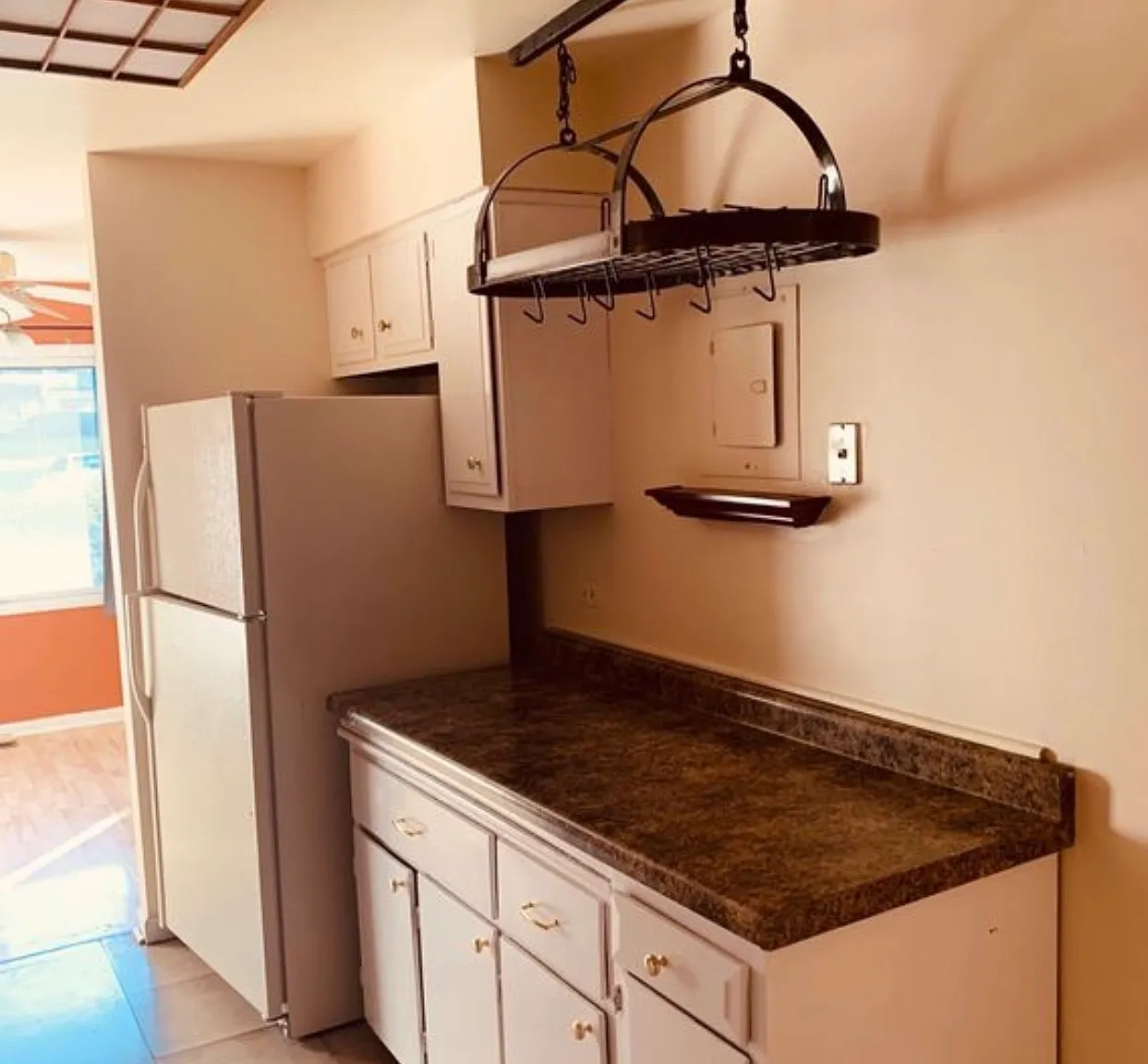 1 bed, 900 sqft, $1,720 — Photo 3