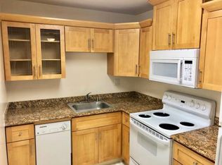 1020 Florence Ln APT 14, Menlo Park, CA 94025