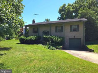 1615 Lemontree Ln, Silver Spring, MD 20904