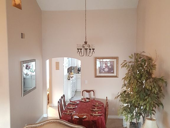 5th image of 274 Nellie Ct