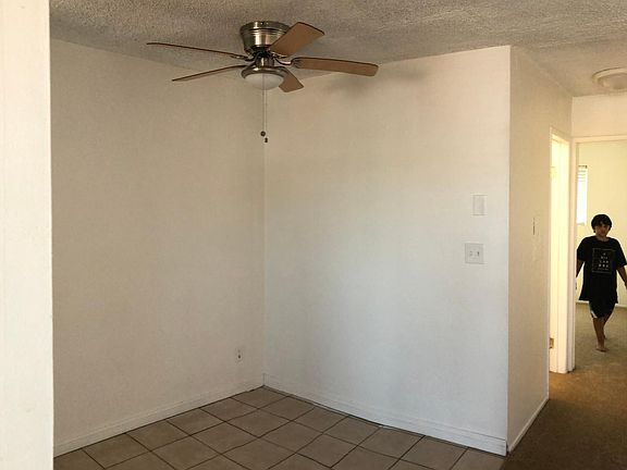 5th image of 4674 Wilson Ave #7
