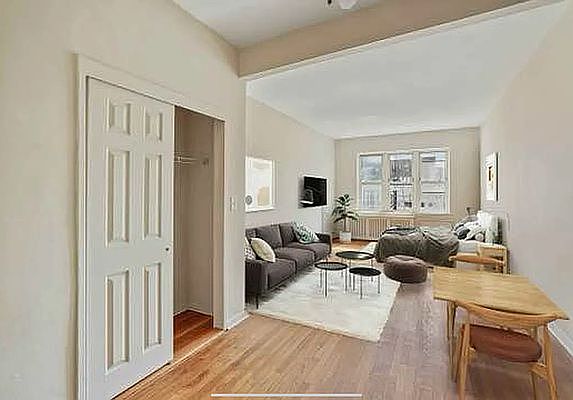 1st image of 1912 3rd Ave APT 2B