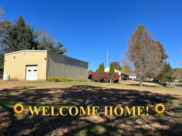 401 Main Rd, Granville, MA 01034