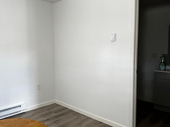 5th image of 54 Montcalm Ave APT B
