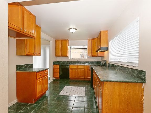 5th image of 132 Bella Vista Ave