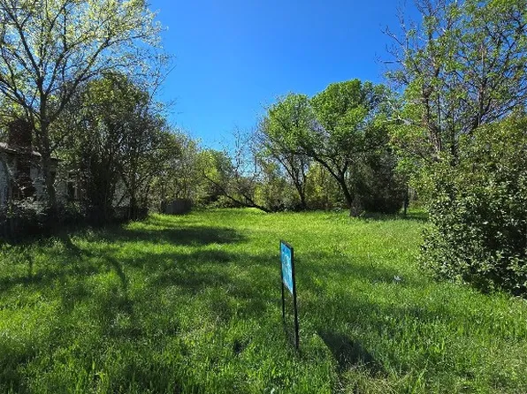 1332 E Maddox Ave, Fort Worth, TX 76104