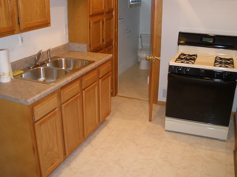 4102 Walter Ave — Photo 7