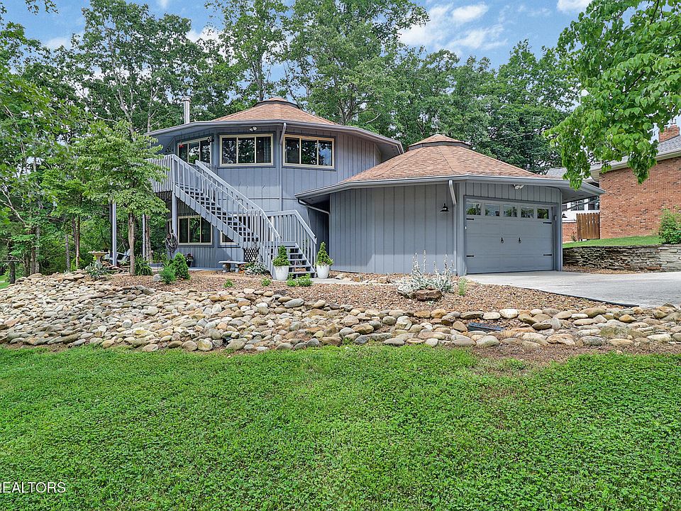 1st image of 29 Sugarbush Ln