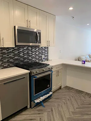 Rented by BuySell Real Estate Inc | media 4