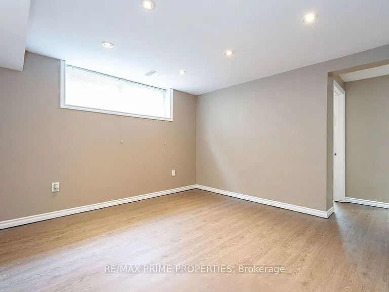 680 Marksbury Rd #BASEMENT — Photo 13
