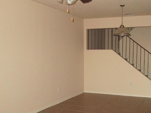 3rd image of 5744 Saluki Dr #B