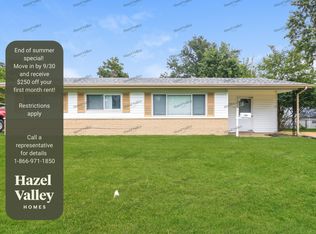 1495 Flicker Dr, Florissant, MO 63031