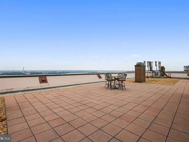 1401 N Oak St #G6 — Photo 36