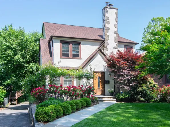 43 Chatfield Road, Bronxville, NY 10708