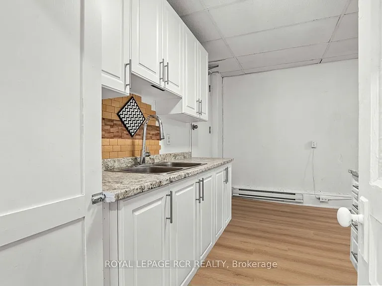 137 Broadway #UPPER — Photo 12