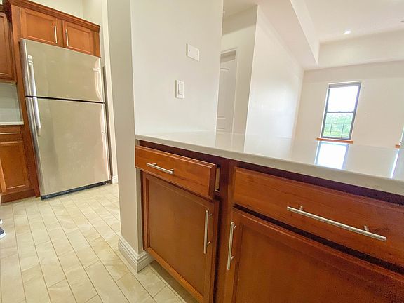 5th image of 555 Eastern Pkwy APT 4