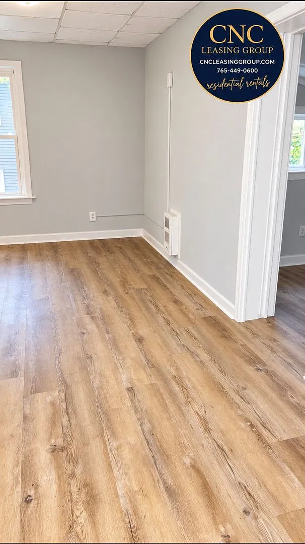 1222 Columbia Street — Photo 4