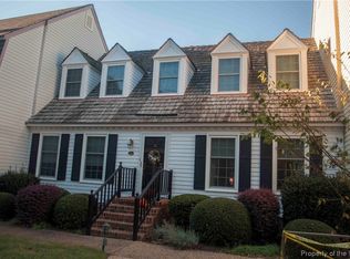 25 Capps Quarters, Hampton, VA 23669