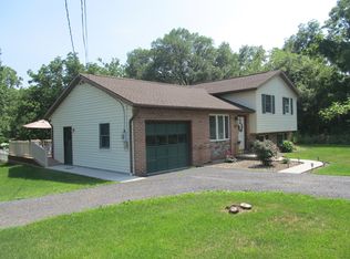 4570 Edenville Rd, Chambersburg, PA 17202