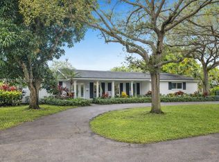 8425 SW 149th Dr, Palmetto Bay, FL 33158