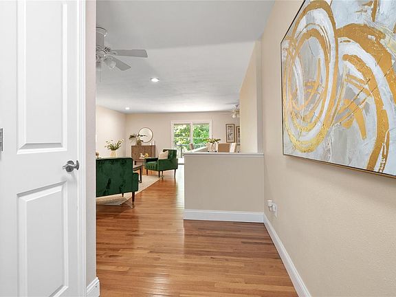 3rd image of 311 Eugenia St