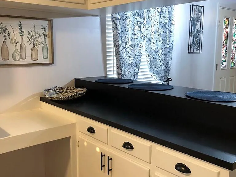 234 Emerald Ln #4 — Photo 9