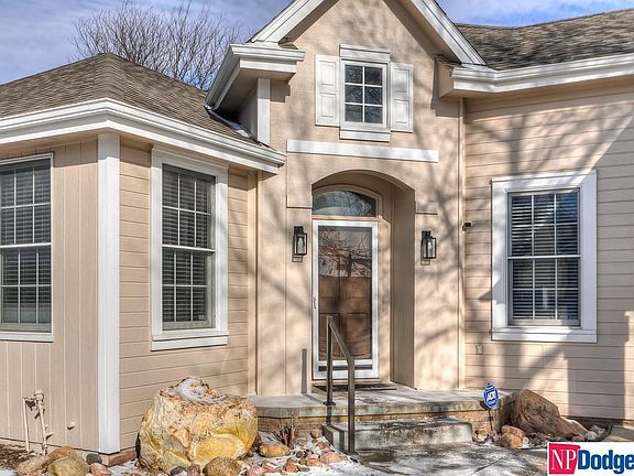 3rd image of 620 S 188th Ave