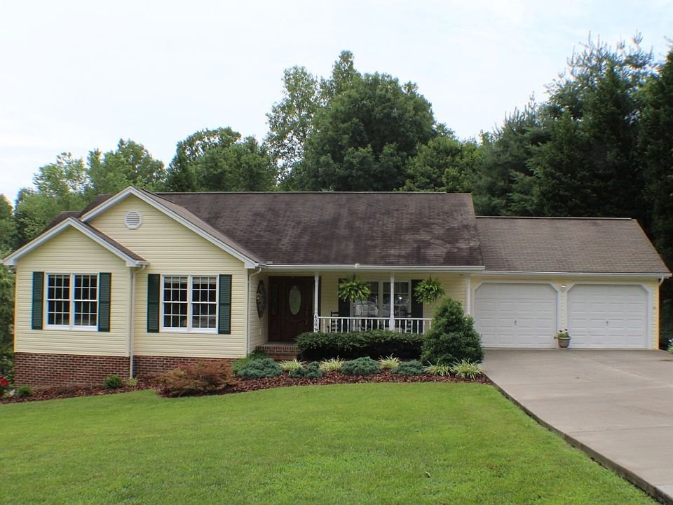 1st image of 408 Riverwood Dr