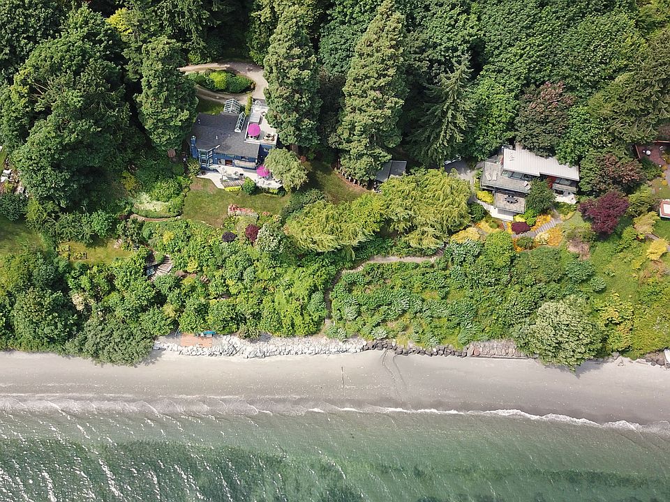 
                    10710 & 10720 Broomgerrie Rd NE on 2.7 Acres
                