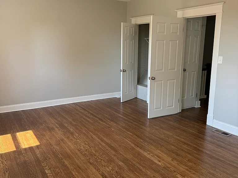 798 N Grantley St — Photo 21